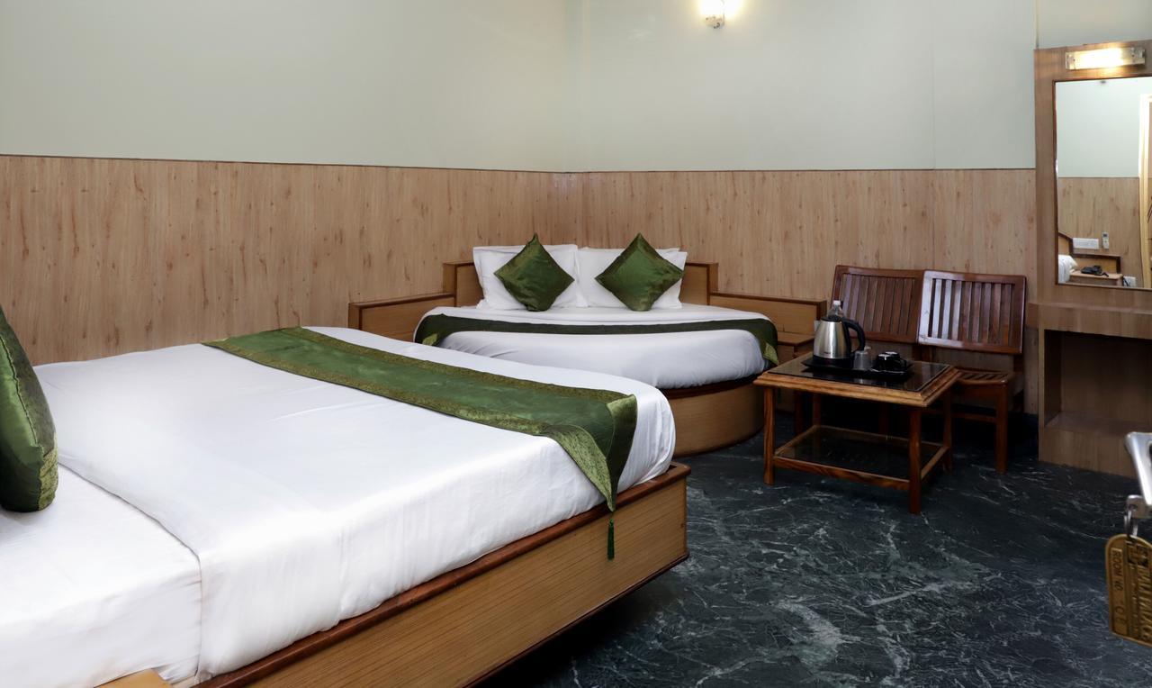 Oyo 22075 Hotel Bali Palace Katra  Exterior photo